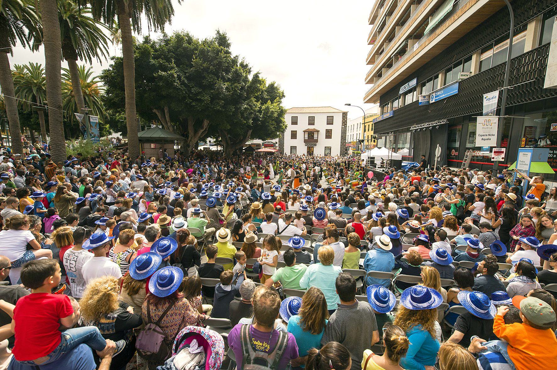 Puerto de la Cruz se prepara para la XXI edición del Festival Internacional de Arte en la Calle Mueca del 11 al 14 de mayo