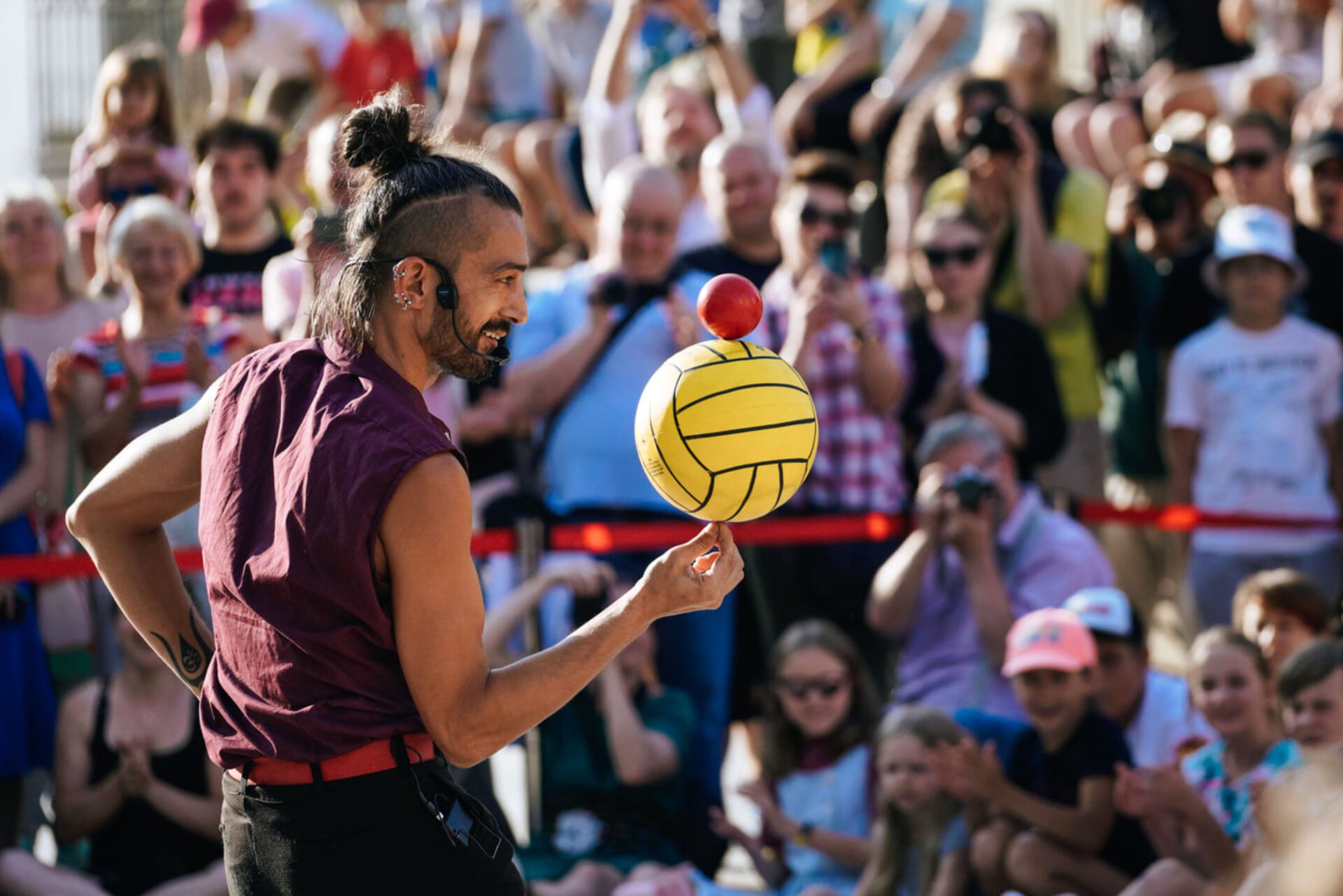 Bubble Street Cirkus – Juriy Longhi